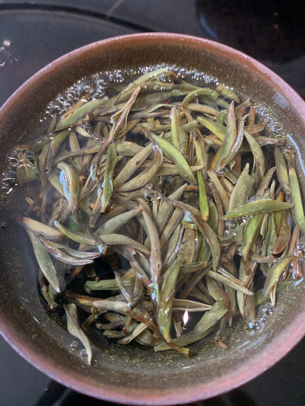 Shuixian White Tea (2 Brews) – Tin Box Packaging