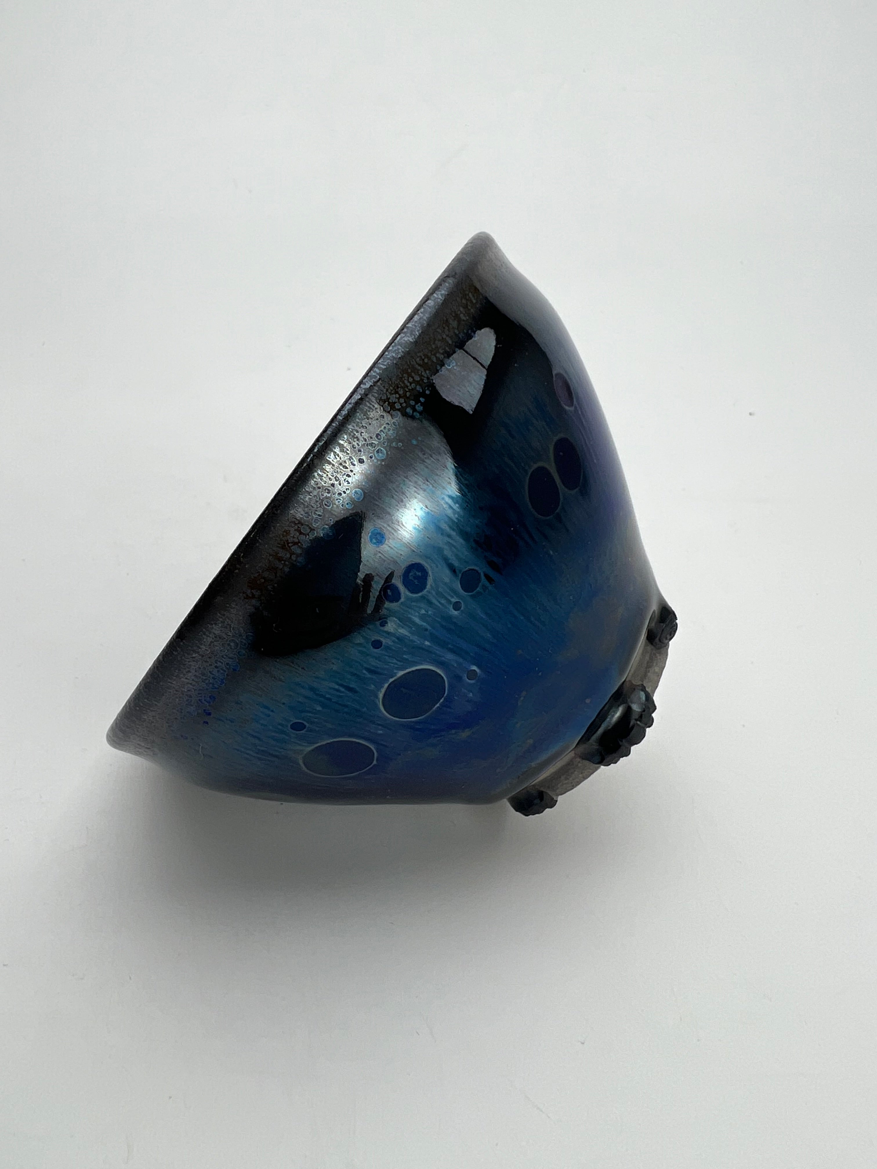 Yu Renjun's Yao Bian Jianzhan Glaze Tears Carved Dragon Claw Single Cup